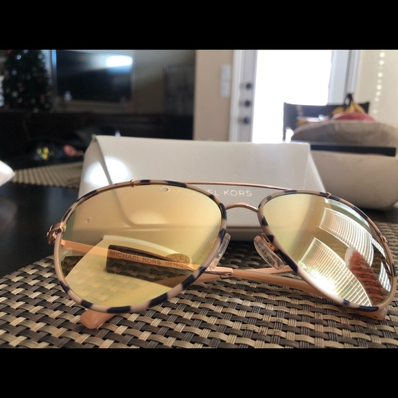 Michael Kors Sunglasses - Picture 1 of 5